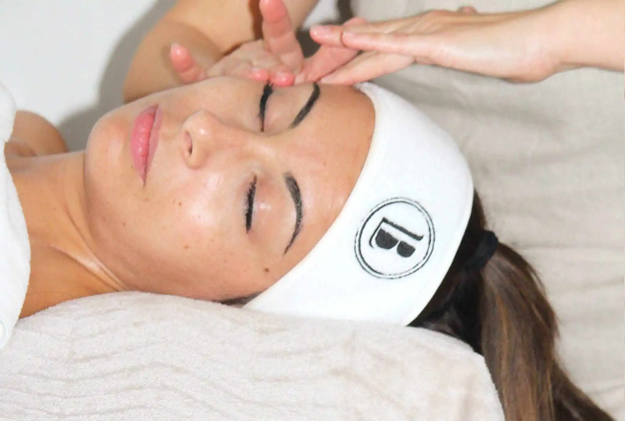 Massage facial